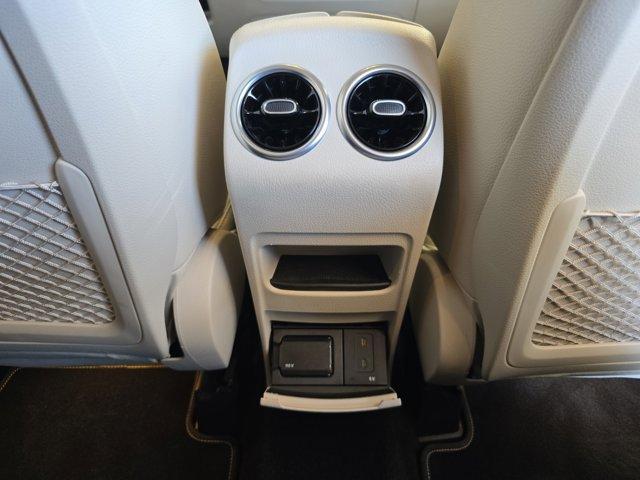 Photo of 2021  Mercedes-Benz GLB 250