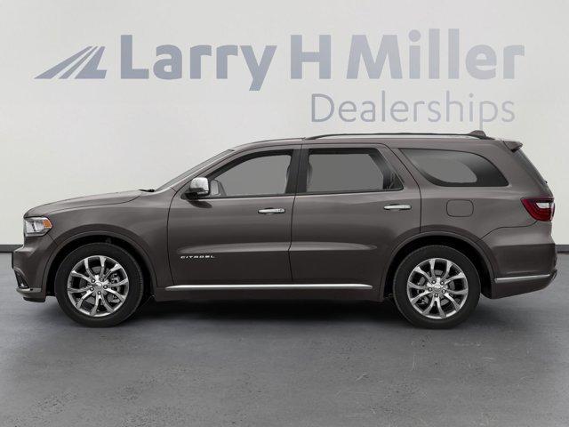 Photo of 2020 Granite Clearcoat Dodge Durango