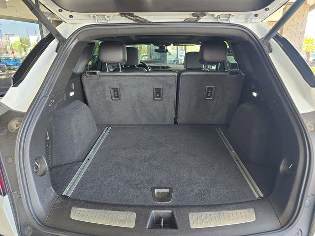 Photo of 2021 Crystal White Tri-Coat Cadillac XT5