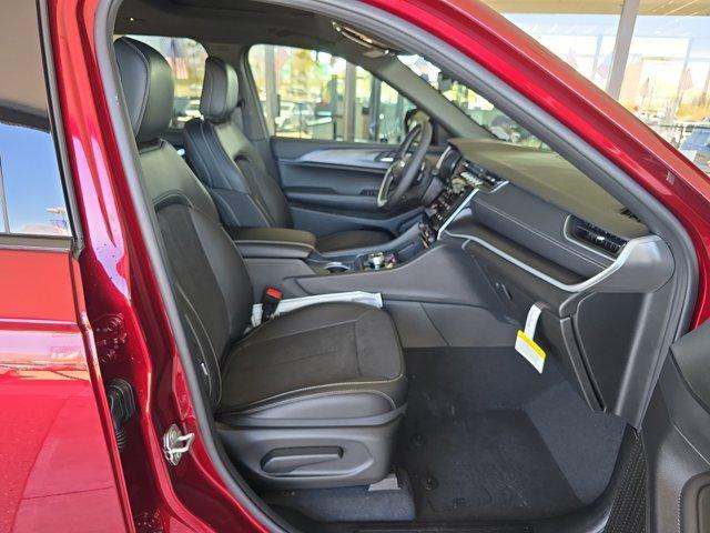 Photo of 2025 Velvet Red Pearlcoat Jeep Grand Cherokee L