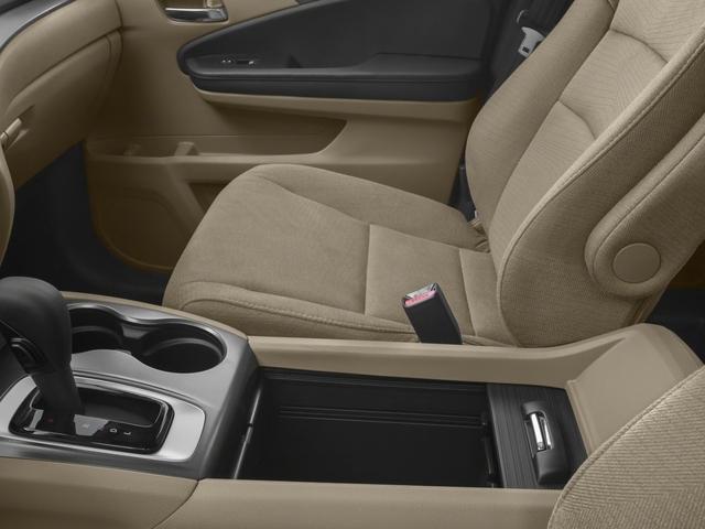 Photo of 2017 Charcoal Honda Pilot