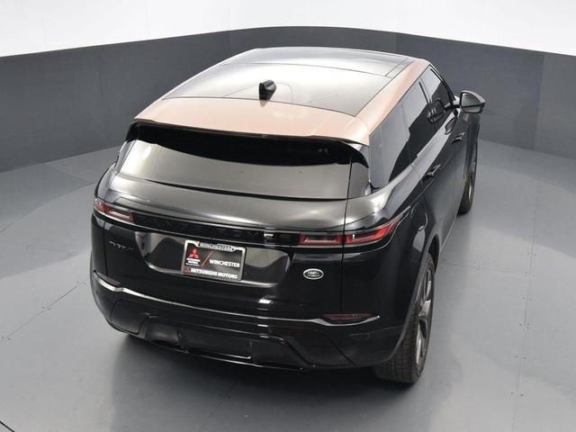 Photo of 2022 Santorini Black Metallic Land Rover Range Rover Evoque
