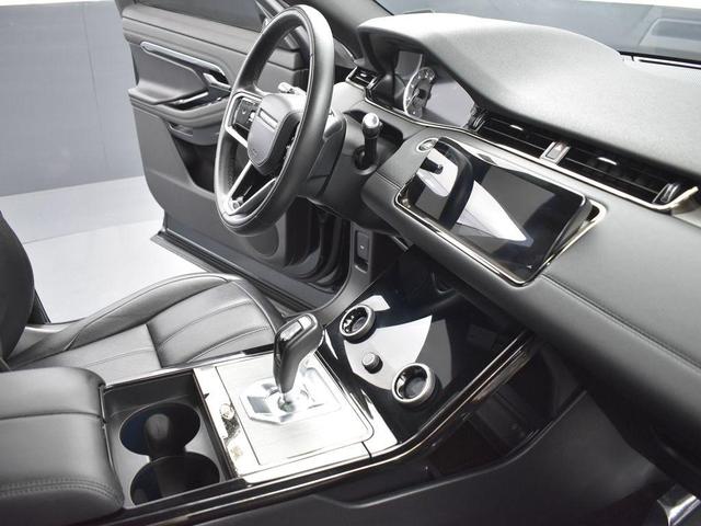 Photo of 2022 Santorini Black Metallic Land Rover Range Rover Evoque