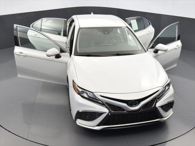 Photo of 2023 Gray Toyota Camry