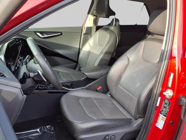 Photo of 2023 Runway Red Kia Niro