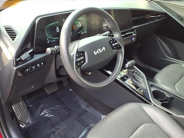 Photo of 2023 Runway Red Kia Niro