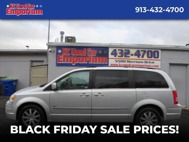 2009 Chrysler Town & Country