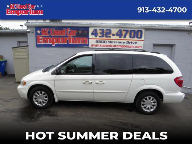 2003 Chrysler Town & Country