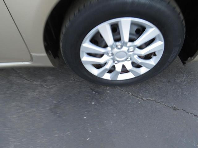 Photo of 2010 Gold Toyota Corolla