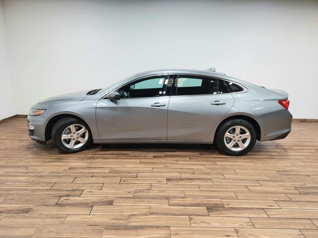 Photo of 2024 Sterling Gray Metallic Chevrolet Malibu