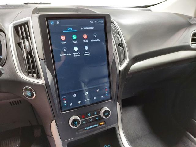 Photo of 2023 AGATE BLACK METALLIC Ford Edge