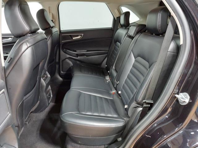 Photo of 2023 AGATE BLACK METALLIC Ford Edge