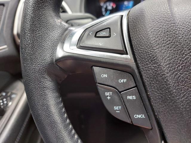 Photo of 2023 AGATE BLACK METALLIC Ford Edge
