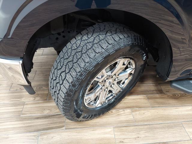 Photo of 2022 ANTIMATTER BLUE METALLIC Ford F-150