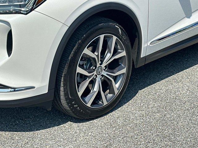 Photo of 2024 White Acura MDX