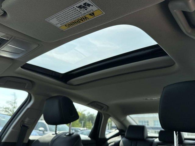 Photo of 2025 LUNAR SILVR MET Acura TLX