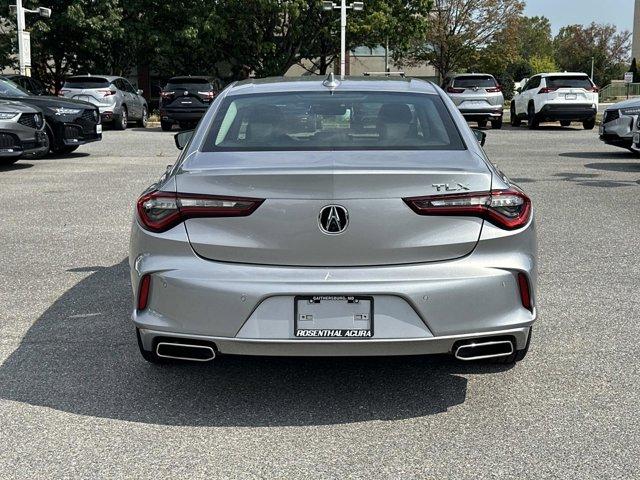 Photo of 2025 LUNAR SILVR MET Acura TLX
