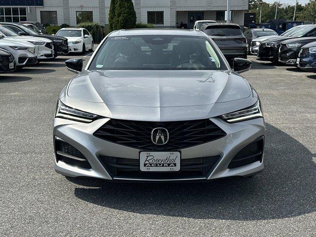 Photo of 2025 LUNAR SILVR MET Acura TLX