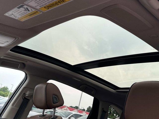 Photo of 2024 White Acura RDX