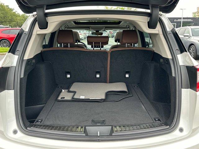 Photo of 2024 White Acura RDX