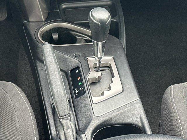 Photo of 2017 SUPER WHITE Toyota RAV4 Hybrid
