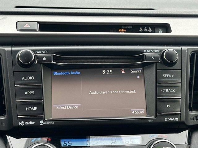Photo of 2017 SUPER WHITE Toyota RAV4 Hybrid