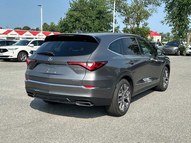 Photo of 2022 Gray Acura MDX