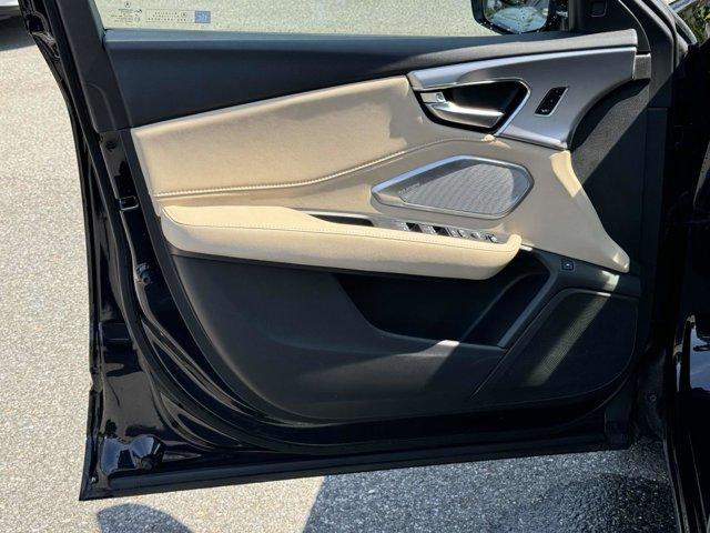 Photo of 2024 MAJ BLACK PEARL Acura RDX