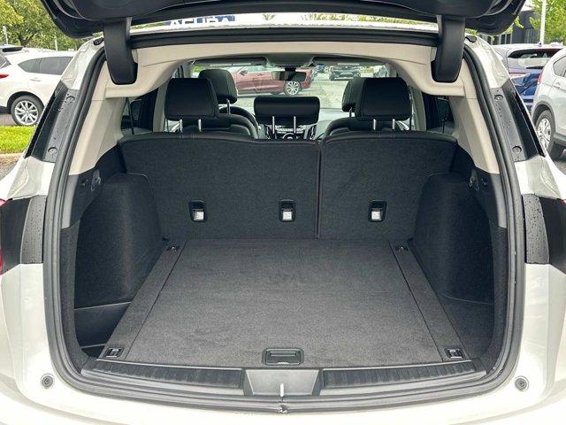 Photo of 2024 White Acura RDX