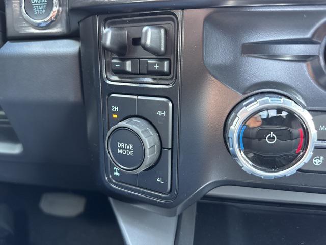 Photo of 2025 Glacier Gray Metallic Tri-Coat Ford F-350