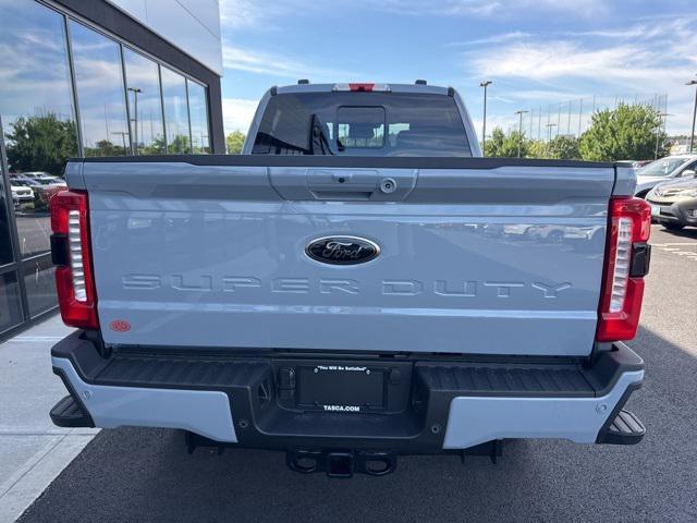 Photo of 2025 Glacier Gray Metallic Tri-Coat Ford F-350