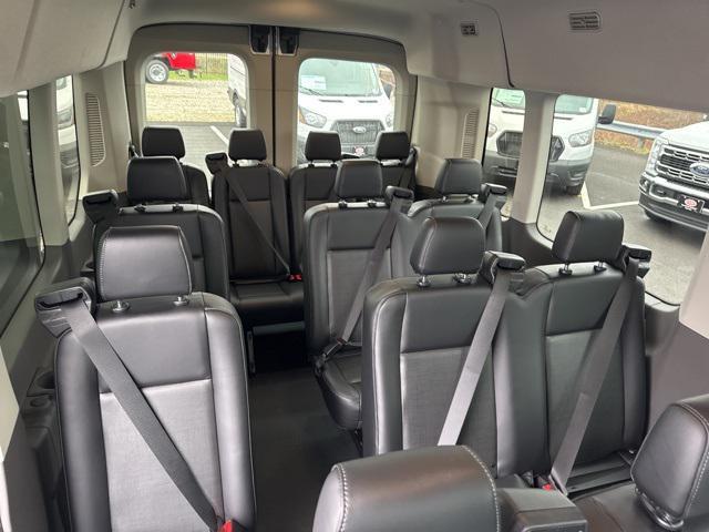 Photo of 2025 Oxford White Ford Transit-350