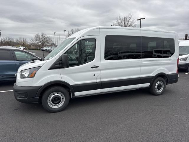 Photo of 2025 Oxford White Ford Transit-350