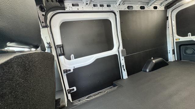 Photo of 2025 Oxford White Ford Transit-250