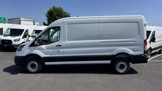 Photo of 2025 Oxford White Ford Transit-250