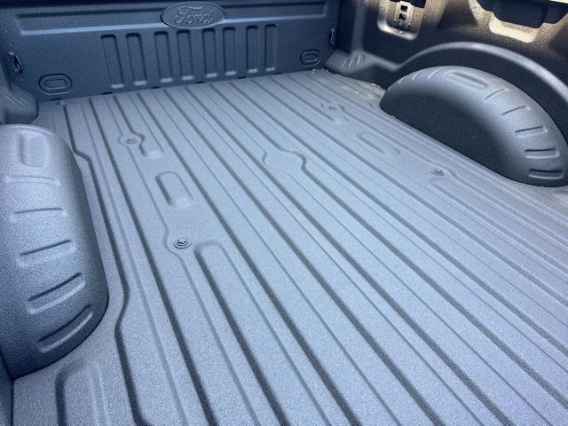 Photo of 2025 Antimatter Blue Metallic Ford F-250