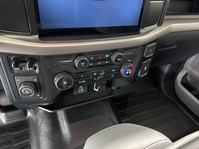 Photo of 2025 Oxford White Ford F-150