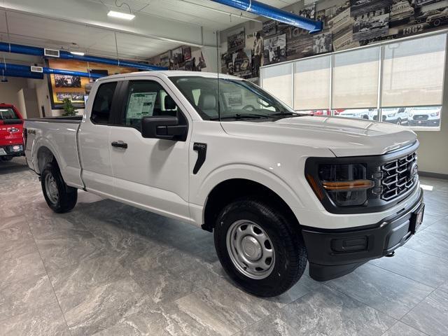 Photo of 2025 Oxford White Ford F-150