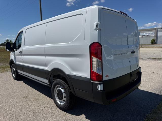 Photo of 2025 Oxford White Ford Transit-250