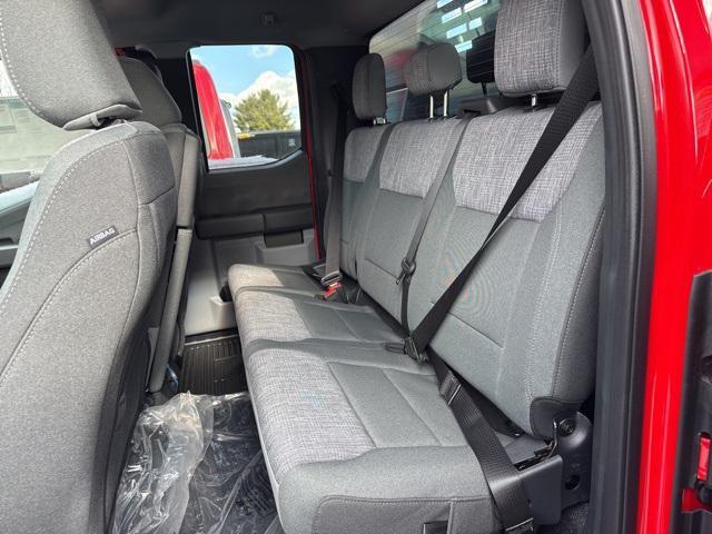 Photo of 2023 Race Red Ford F-350