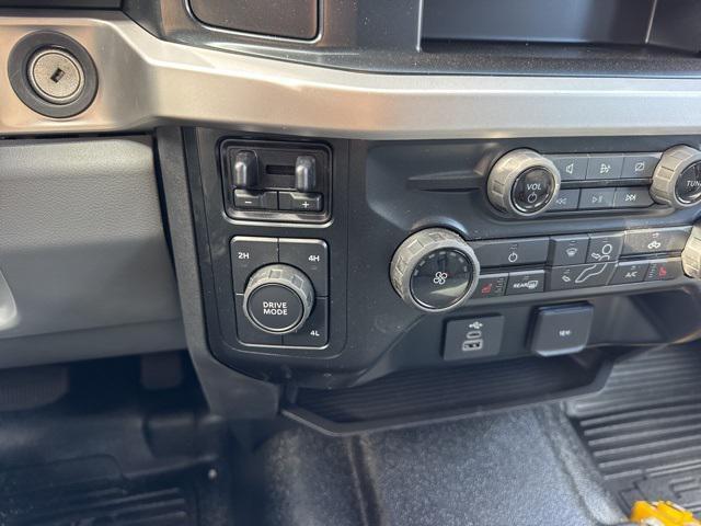Photo of 2023 Race Red Ford F-350
