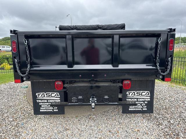 Photo of 2023 Race Red Ford F-350