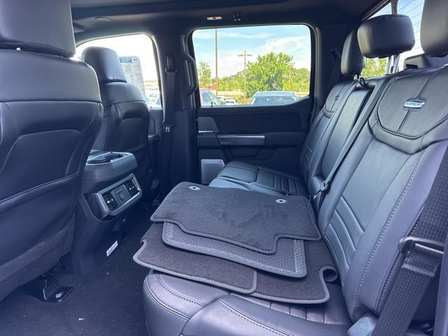 Photo of 2025 Agate Black Metallic Ford F-350