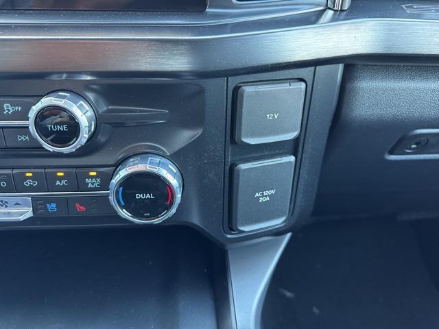 Photo of 2025 Agate Black Metallic Ford F-350