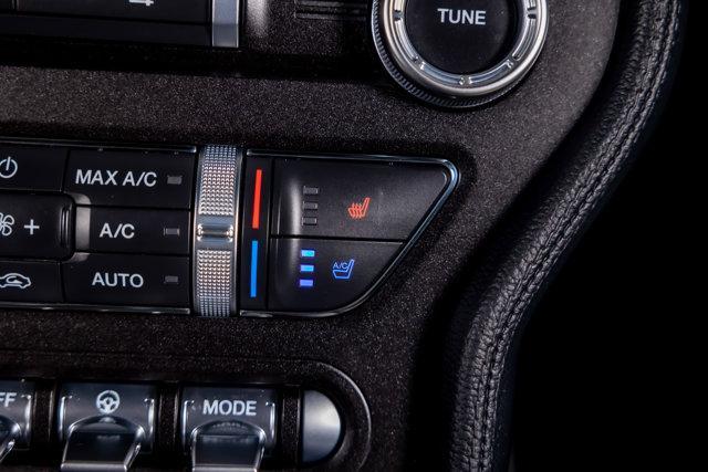 Photo of 2022 Oxford White Ford Mustang