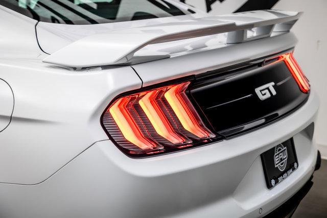 Photo of 2022 Oxford White Ford Mustang
