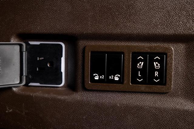 Photo of 2022 Summit White Chevrolet Tahoe