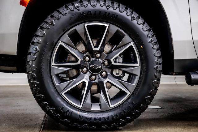 Photo of 2022 Summit White Chevrolet Tahoe