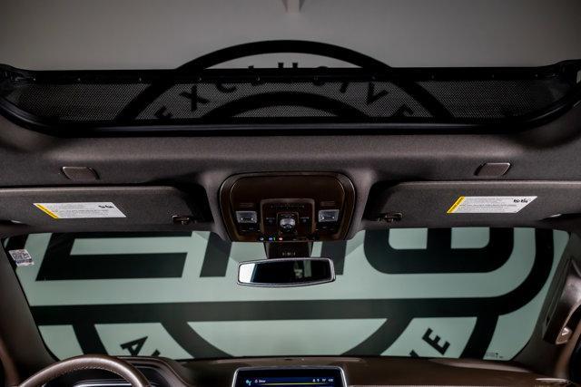 Photo of 2022 Summit White Chevrolet Tahoe