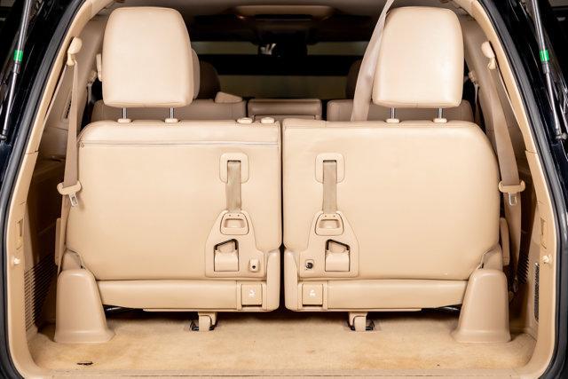 Photo of 2013 Black Toyota Land Cruiser